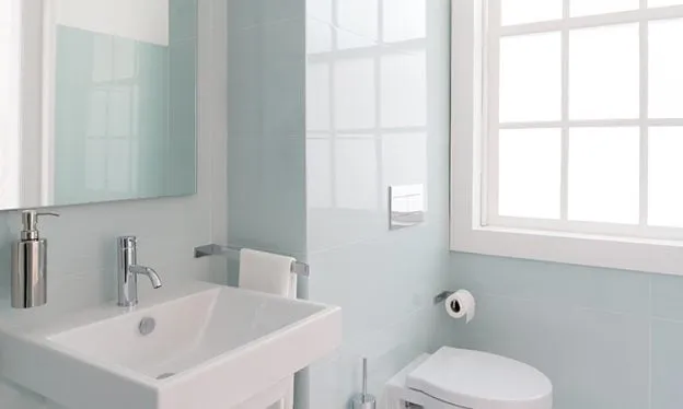 How to Make Your Bathroom Seem Bigger - Gold Coast